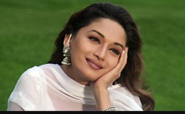 हैप्‍पी बर्थडे माधुरी दीक्षित: जानें ''धक धक गर्ल'' के बारे में ये अनसुनी बातें...