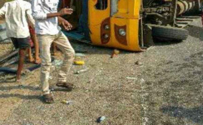 झारखंड : रजरप्पा से पूजा कर नालंदा लौट रहे थे सभी, कोडरमा घाटी में बस पलटी एक की मौत, 40 घायल