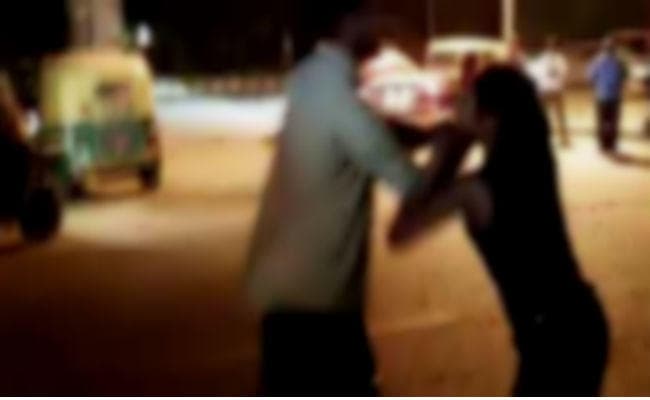 3 में 1 किशोरी सार्वजनिक स्थलों पर अनुचित ढंग से छुए जाने की होती है‍ शिकार