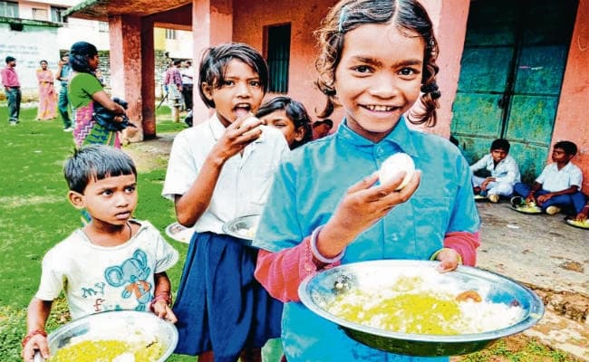 बच्चों को मिलेगा पोषाहार, दूध-हल्दी, अंडा व  हरी सब्जियों की मात्रा भी बढ़ेगी