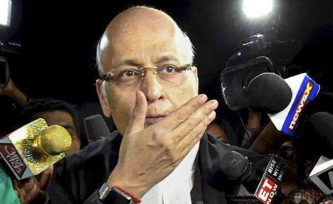 कर्नाटक में सत्ता संघर्ष को लेकर पूरी तरह सुप्रीम कोर्ट में चला ड्रामा