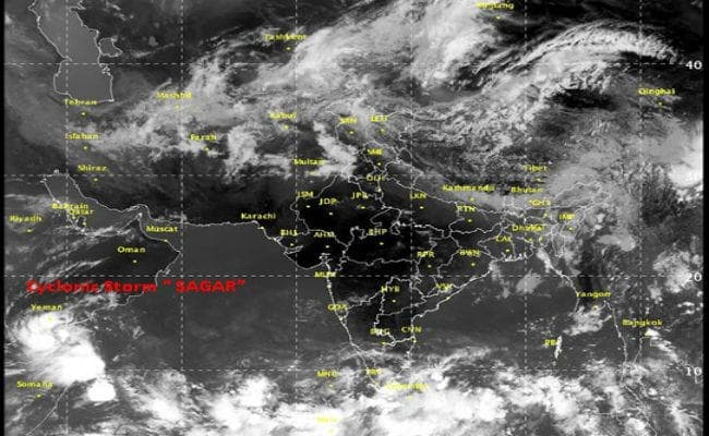 अगले 12 घंटे में दिखेगा चक्रवाती तूफान ‘सागर’ का असर, तेज हवा के साथ होगी बारिश, पश्चिमोत्तर राज्यों में अलर्ट