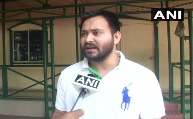कर्नाटक की तर्ज पर बिहार में भी सबसे बड़ी पार्टी RJD को  मिले सरकार बनाने का मौका : तेजस्वी