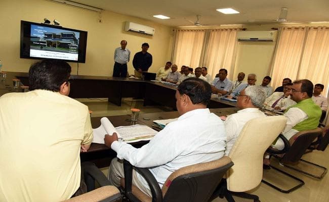 VIDEO : PMCH को तीन फेज में बनाया जायेगा पांच हजार बेड का मॉडल हाॅस्पिटल