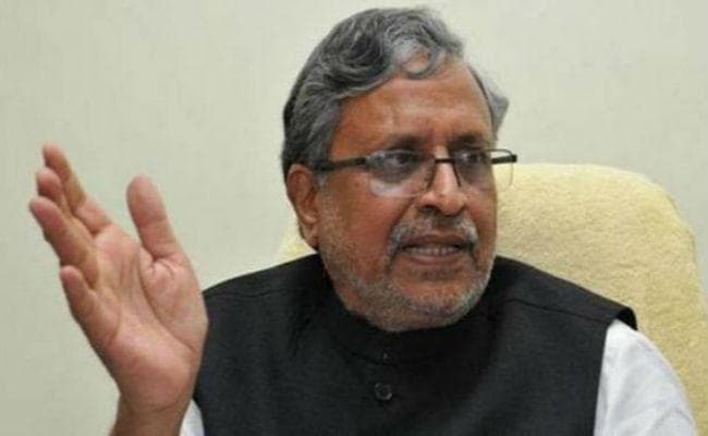 बिहार : वजूभाई ने विवेक का संविधान सम्मत उपयोग किया : सुशील मोदी