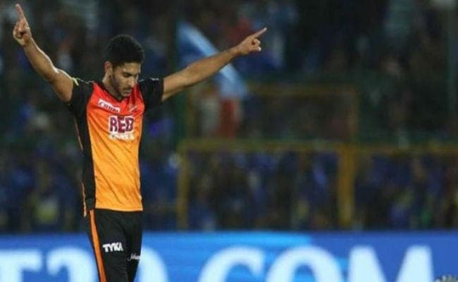 IPL 2018 : इस गेंदबाज को बल्लेबाजों ने जमकर धुना, बन गया शर्मनाक रिकॉर्ड