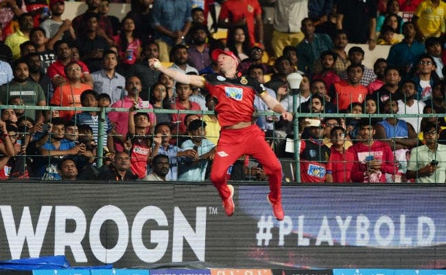 VIDEO : डिविलियर्स के इस कैच ने उड़ाये सबके होश, कोहली ने कहा, मैंने देखा ''स्पाइडर मैन''