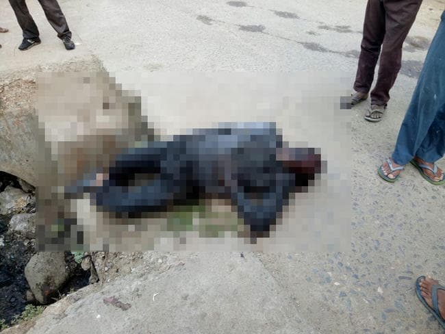 नाले में मिला मेगा सेल्स शॉपिंग सेंटर के गार्ड का शव