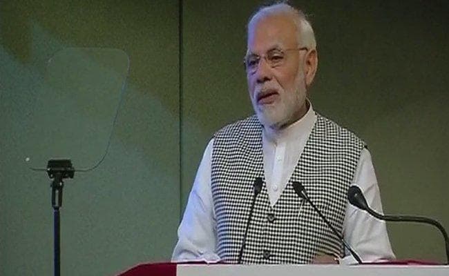 कश्मीर में विदेशी ताकतें सक्रिय, युवाओं के हाथों के हर पत्थर और हथियार से प्रदेश अस्थिर : मोदी