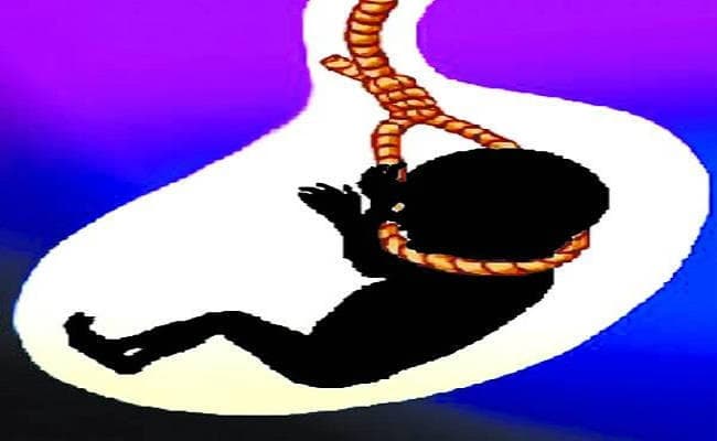 स्‍कूल की  छात्रा को प्रेम जाल मे फंसाया, फिर जबरन की गर्भपात की कोशिश