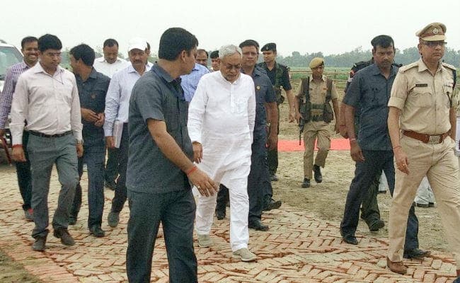 बगहा : CM नीतीश ने किया ''थारू महोत्सव'' का उद्घाटन, कहा- 2021 की जनगणना के बाद SC-ST को आबादी के अनुसार आरक्षण