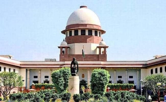 कांग्रेस-जद (एस) को सरकार बनाने के आमंत्रण के खिलाफ याचिका पर तत्काल सुनवाई से SC का इनकार