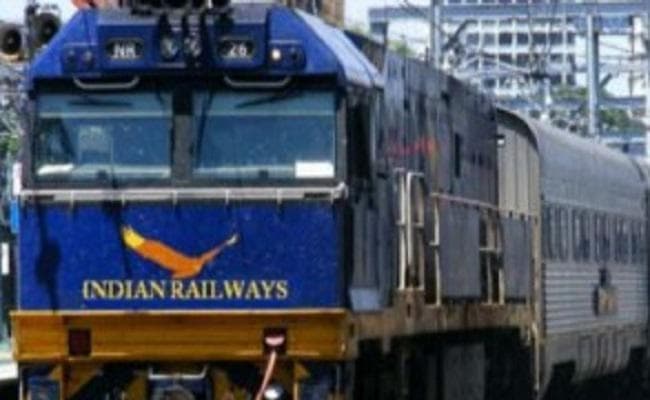 रेलवे में बंपर वैकेंसी, RPF के लिए 9 हजार से अधिक आवेदन मंगाये