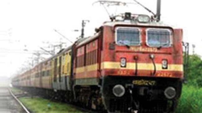 रेल रोको आंदोलन का साइड इफेक्‍ट, रेलवे को 21.14 करोड़ का हुआ नुकसान