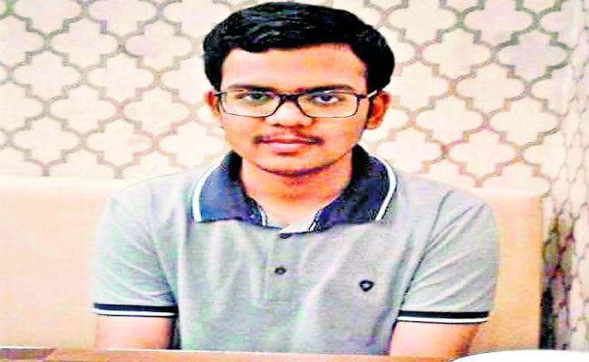 WBJEE का परिणाम घोषित, कोलकाता के अभिनंदन टॉप, रांची के अभिषेक को नौवां स्थान