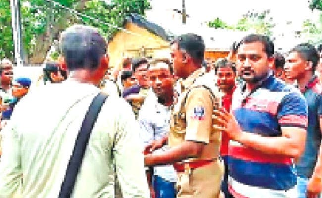 तृणमूल काग्रेस के दो गुटों में संघर्ष रणक्षेत्र बनी उत्तर दमदम पालिका