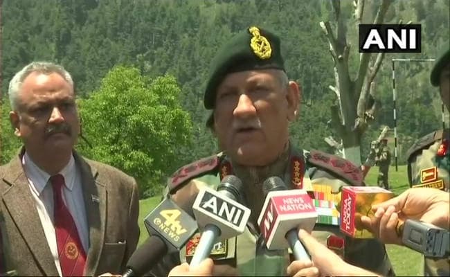 मेजर गोगोई अगर दोषी होंगे तो उन्हें ऐसी सजा देंगे जो उदाहरण बन जाये : सेना प्रमुख बिपिन रावत