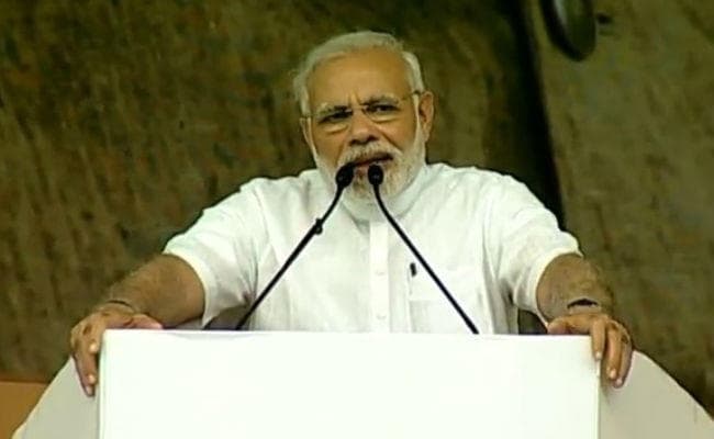 जिन 18,000 गांवों में बिजली पहुंची वहां कौन अमीर रहता है ? : PM मोदी