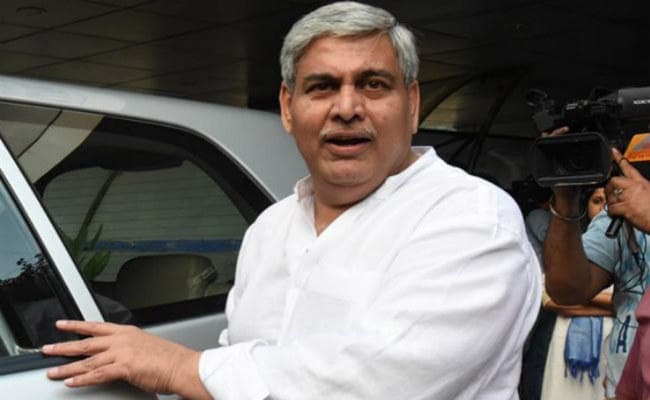 मैदान और ड्रेसिंग रूम में क्रिकेटरों के ‘स्मार्ट वॉच'' पहनने पर रोक, ICC ने लगाया बैन