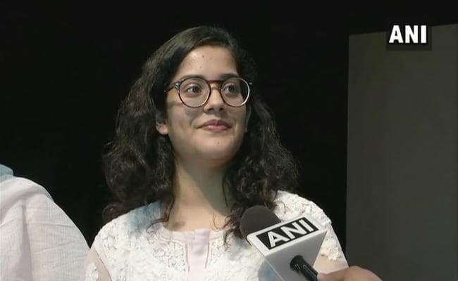 सीबीएसइ टॉपर मेघना श्रीवास्तव कोलंबिया यूनिवर्सिटी में करना चाहती हैं पढ़ाई