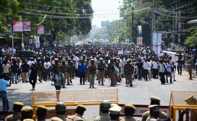 ब्रिटेन तक पहुंची तूतीकोरन घटना की आंच, लंदन स्टाॅक एक्सचेंज से बाहर हो सकती है वेदांता