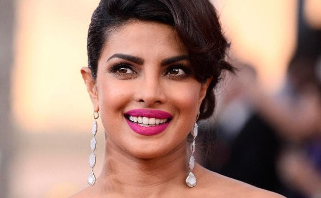 VIDEO : झारखंड के कलाकारों के लिए प्रियंका चोपड़ा ने दिया यह संदेश