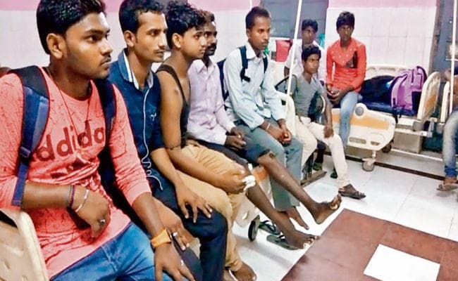 बिहारशरीफ : स्टेशन पर सोये थे करीब 6 हजार परीक्षार्थी, सपने में आया भूकंप, भगदड़ में 100 परीक्षार्थी घायल