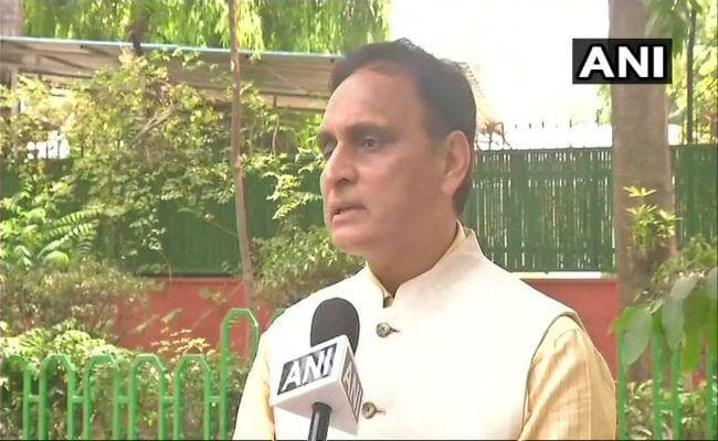 प्रणब मुखर्जी का आमंत्रण स्वीकार करना, RSS पर सवाल उठाने वालों के लिए है जवाब : राकेश सिन्हा