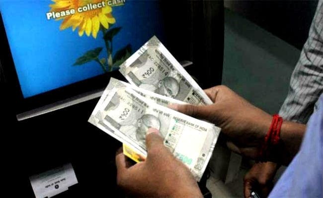 नकदी की समस्या से बचने को आज ही निबटा लें बैंकों का काम, 30-31 को बंद रहेंगे बैंक, ATM में भी हो सकती है नकदी की किल्लत