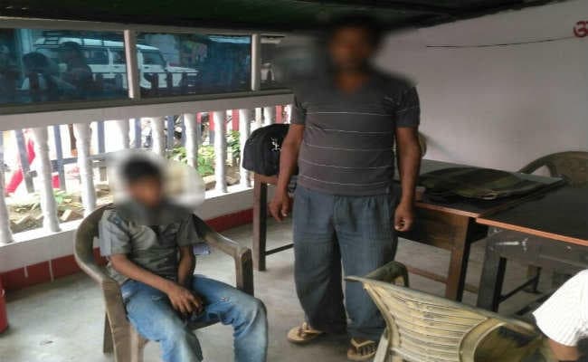 मोबाइल चोरी का आरोप लगा बच्चे के पिटाई का वीडियो वायरल मामला : दो आरोपित गिरफ्तार