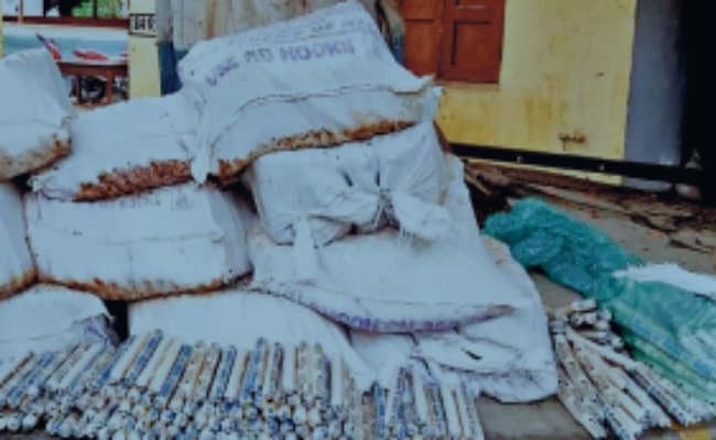 नलहाटी में विस्फोटक जब्त, एक गिरफ्तार