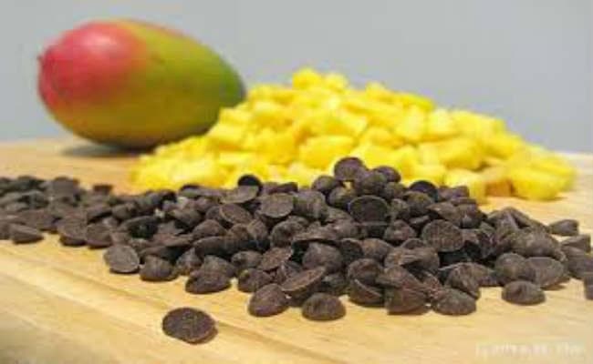 चॉकलेट, आम का लालच देकर किशोरी से दुष्कर्म, गिरफ्तार