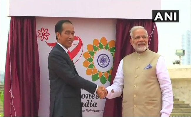 भारत- इंडोनेशिया  ने 15 समझौतों पर हस्ताक्षर किये, मजबूत करेंगे संबंध