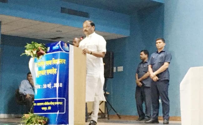 बड़ा मत सोचिए, छोटे-छोटे काम कीजिए, बड़ा काम हो जायेगा, JAC में बोले सीएम रघुवर दास