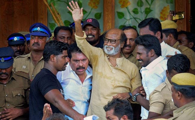 स्टरलाइट विरोधी आंदोलन में असामाजिक तत्वों ने की घुसपैठ : रजनीकांत