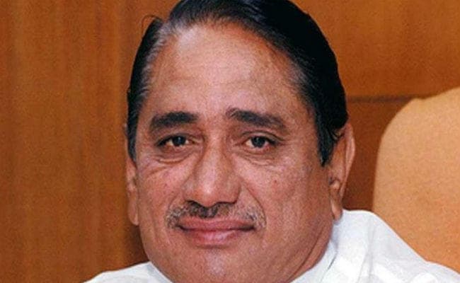 महाराष्ट्र के कृषि मंत्री पांडुरंग फुंडकर का निधन