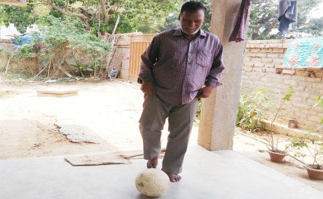 बिहार के पूर्व स्‍टार फुटबॉलर प्रभाकर मिश्रा बोले, सुविधाएं मिले तो भारतीय टीम भी ले सकती है वर्ल्‍ड कप में हिस्‍सा