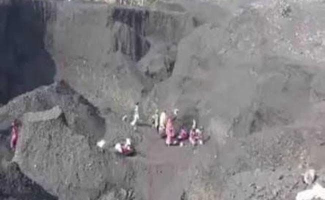 धनबाद में सीसीएल की चाल धंसने से एक की मौत!