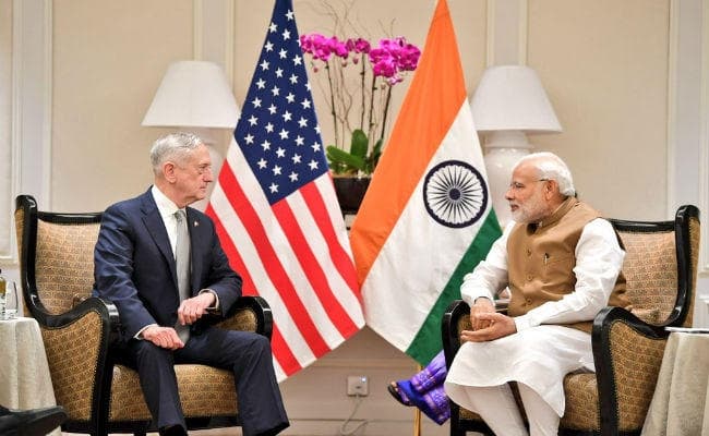 पीएम मोदी ने सिंगापुर में अमेरिका के रक्षा मंत्री से की मुलाकात