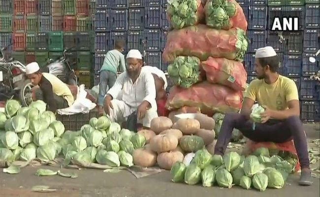किसानों की देशव्यापी हड़ताल दूसरे दिन भी जारी, सब्जियों के भाव बढ़े