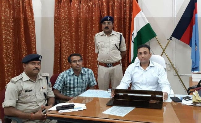 देवघर : पुलिस छापेमारी में 40 लाख का अवैध शराब जब्‍त, बिहार भेजने की थी तैयारी