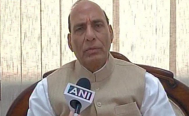 अखनूर सेक्टर में पाक ने की गोलाबारी, सैन्य अभियान राेके जाने की समीक्षा करेंगे गृह मंत्री