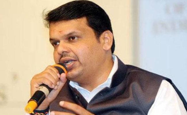 फडणवीस ने भाजपा से कहा-शिवसेना से चुनाव पूर्व गठबंधन की कोशिश करें