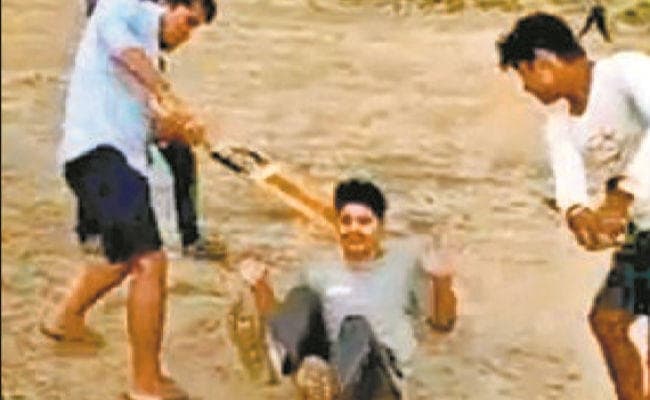 बिहटा : छात्र की बैट से पिटाई कर वीडियो बना वायरल किया