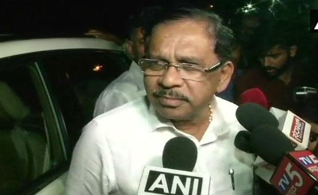 राहुल गांधी से मिले कर्नाटक कांग्रेस के नेता, बुधवार को 20 से अधिक मंत्रियों के शपथ लेने की संभावना