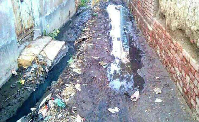 निगम ने नहीं लिया संज्ञान, अब हंगामा