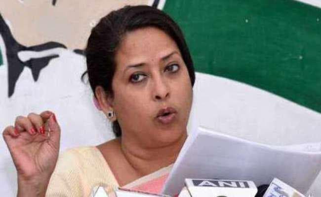प्रणब दा के आरएसएस के कार्यक्रम में शामिल होने पर पुत्री शर्मिष्ठा ने भी उठाये सवाल