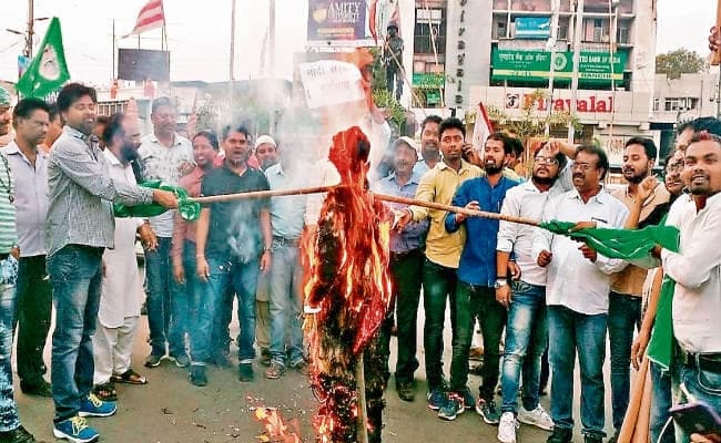 रांची : भूख के कारण और रिम्स में हुई मौतों की जांच के लिए आयोग का गठन करे सरकार : हेमंत सोरेन