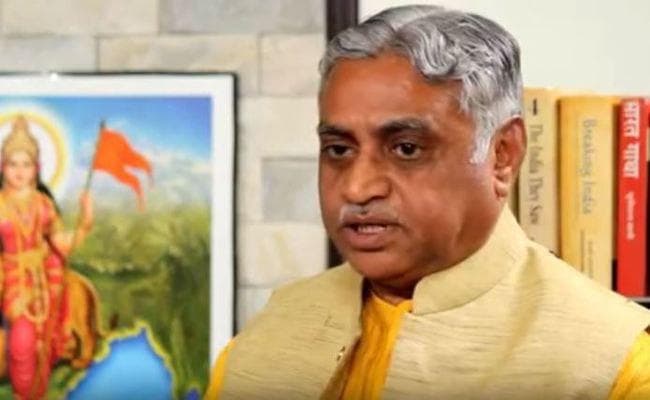 प्रणब दा की नागपुर यात्रा पर आरएसएस ने कांग्रेस से पूछा - क्या आपको उन पर विश्वास नहीं है?