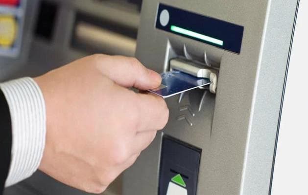 सावधान! बीवी का एटीएम है तो क्या हुआ, पैसे नहीं निकाल सकते आप, अदालत ने भी कहा